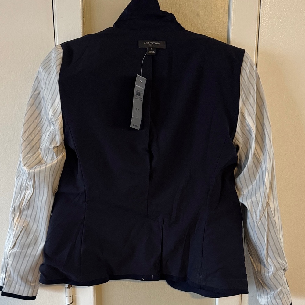 Ann Taylor Midnight Blue Blazer - Picture 5 of 6